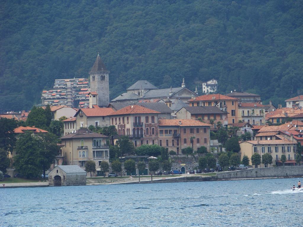 B&B 21 Cannobio Bagian luar foto